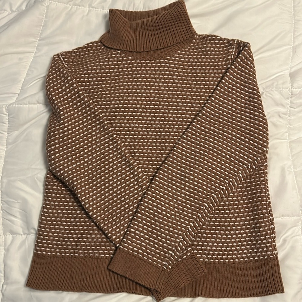 GUC J Crew turtleneck sweater